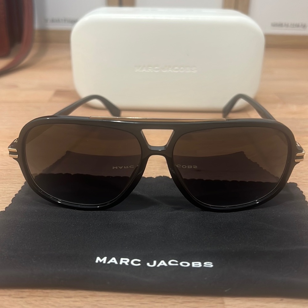 Marc Jacobs Aviator Sunglasses